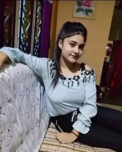Call Girls Service in Sitalkuchi