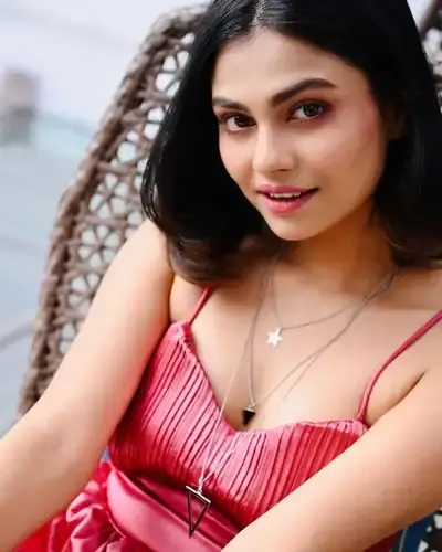 Escort Service Sitalkuchi